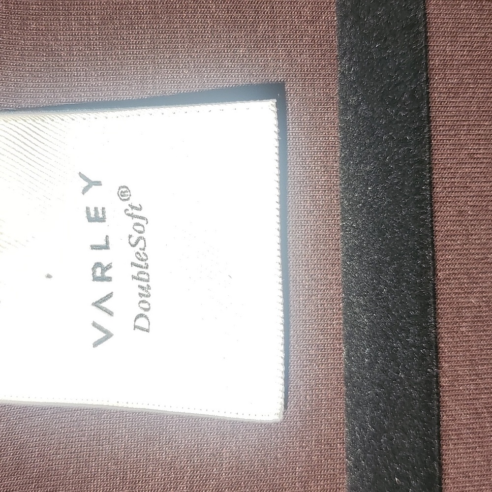 Varley Half-Zip Sweatshirt in Brown with Gold Zipper - Picture 2 of 2